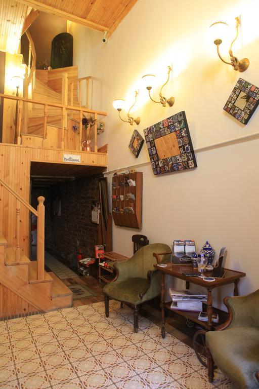 Отель Tom Square Boutique